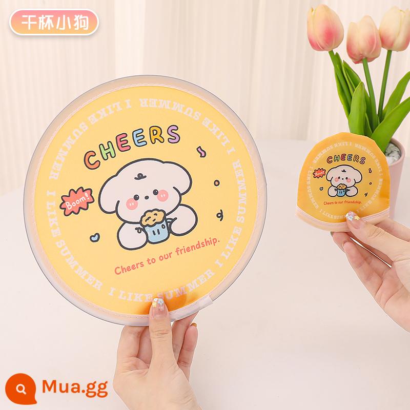 Dễ Thương Gấp Quạt Trẻ Em Hoạt Hình Mini Gấp Vải Bỏ Túi Quạt Tròn Trẻ Em Di Động Di Động Nhóm Quạt Mùa Hè Tùy Chỉnh - Cheers Puppy, không tay, có thể gập lại và di động