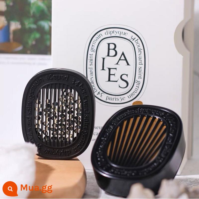 Diptyque Diptyque Xe Xông Phòng Mặt Dây Rắn Máy Khuếch Tán Nước Hoa Xe Hơi Đổ Túi Trang Trí Hương Thơm - Bộ khuếch tán ô tô Berry kèm ruy băng miễn phí + hộp quà tặng