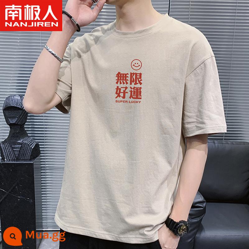 Nanjiren mùa hè mới áo thun cotton ngắn tay áo sơ mi nam có đáy rộng cổ tròn in hình học sinh Áo thun nửa tay - Khaki may mắn vô hạn