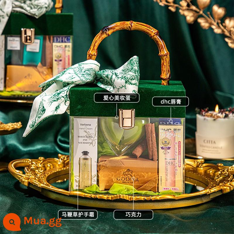 Hộp quà L'Occitane họp mặt thường niên công ty Quà sinh nhật năm mới cho phù dâu Quà cưới tay món quà nhỏ thiết thực - [Hộp Quà Xanh]+Kem dưỡng da tay+Trứng Love Beauty+Son DHC+Sôcôla