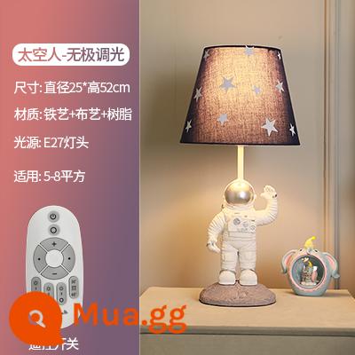 Đèn bàn Ultraman Phòng ngủ Phòng ngủ Phòng ngủ Chăm sóc Đèn phòng ngủ -Cậu bé LED Đèn hoạt hình ấm áp sáng tạo - Công tắc điều khiển từ xa phi hành gia loại H làm mờ và thay đổi màu thời gian