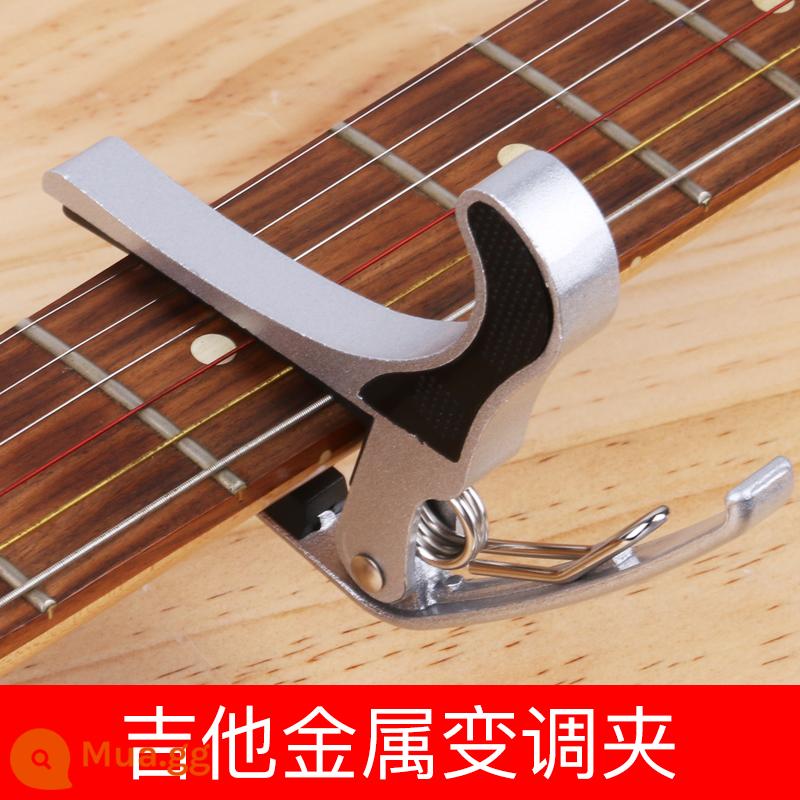 Đàn Guitar Người Mới Bắt Đầu Phụ Kiện Tặng Ba Lô Đàn Guitar Dây Chuyển Vị Kẹp Chỉnh Ngón Tay Cốt Cốt Cuốn Gọn Toàn Bộ - Capo kim loại cho đàn guitar