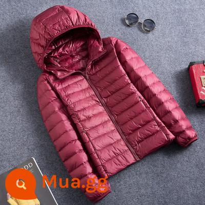 Áo khoác nhẹ di động chống mùa có mũ trùm đầu ngắn cho nữ kích thước lớn slim-fit chính hãng màu trắng vịt xuống áo khoác thông quan mới - Burgundy (có mũ trùm đầu)