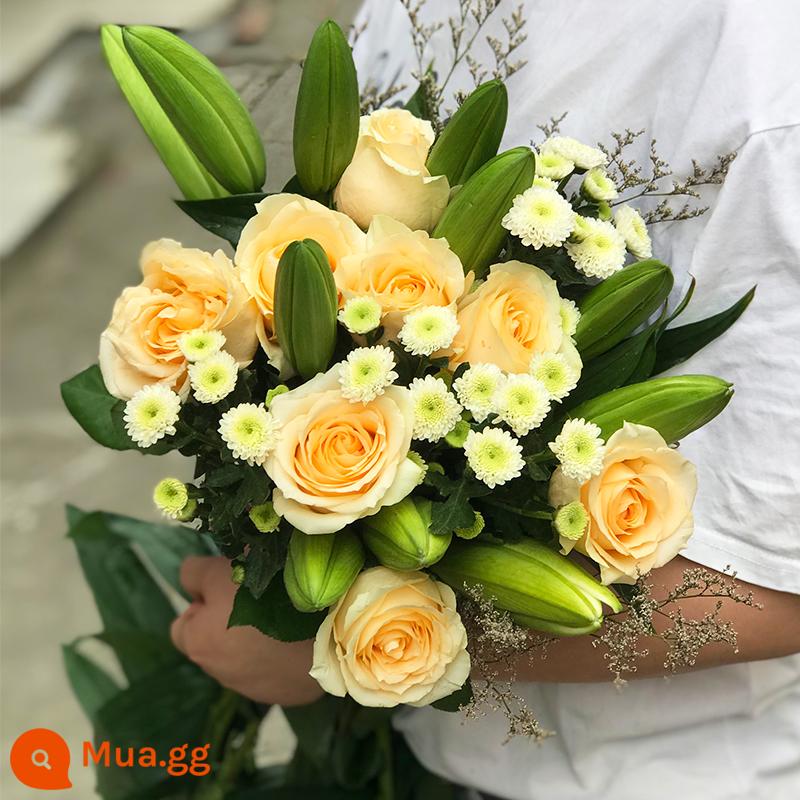 9.9 Miễn Phí Vận Chuyển Tươi Vân Nam Tóc Thẳng Hoa Hồng Nước Hoa Lily Bán Buôn Bình Hoa Hướng Dương Cắm Hoa Hộ Gia Đình Thủy Canh - 5 hoa hồng sâm panh + 5 hoa huệ ngẫu nhiên + 2 hoa cúc SF Express