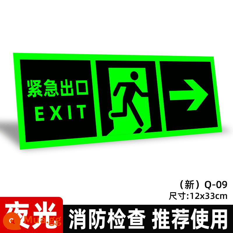 Biển báo thoát hiểm, biển báo cháy, miếng dán sàn lối thoát hiểm, miếng dán tường phát sáng cảnh báo, bước cẩn thận, biển bình chữa cháy, biển sơ tán, miếng dán cảnh báo cấm hút thuốc, bu lông - Lối thoát hiểm bên phải Q-09