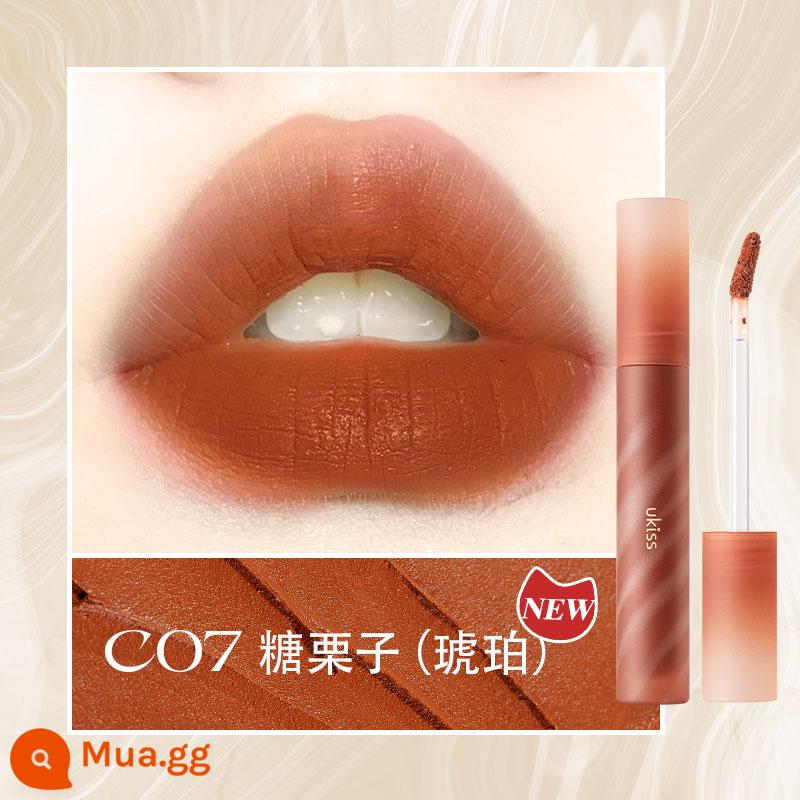 UKISS Sữa Sương Lip Glaze Matte Người Mới Học Sinh Nhung Matte Dính Cốc Dính Chắc Son Bóng Son Môi bùn - Hạt dẻ đường C07 (hổ phách)