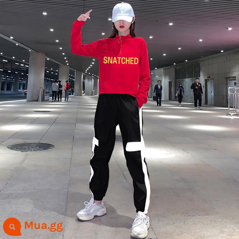 Mùa xuân và mùa thu Yang Liping Square Dance Ghost Shuffle Dance Costume Mới Thời trang giản dị Thể thao Cổ trang phục khiêu vũ phù hợp với - 8895 quần đen + 641 bộ vest dài tay màu đỏ