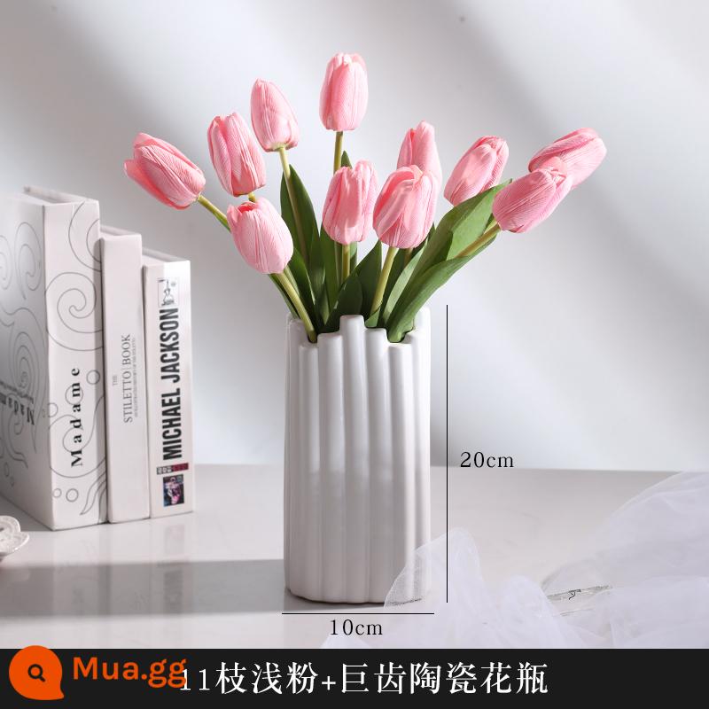 Mô Phỏng Bó Hoa Cảm Thấy Dưỡng Ẩm Tulip Cắm Hoa Cao Cấp Phòng Khách Trang Trí Bánh Cắm Hoa Giả Hoa Khô Màu Hồng - 11 bộ bình sứ + hồng nhạt [set bình dân]