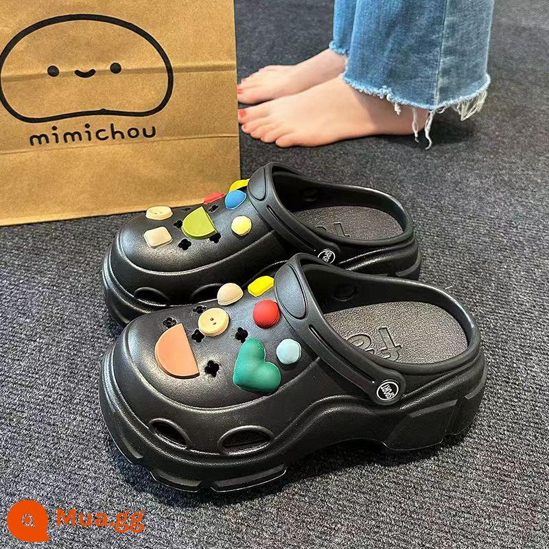 Trang phục ngoài trời dành cho nữ với Crocs dậm phân cho mùa hè, khóa hoa hoạt hình dễ thương, đế dày nổi tiếng trên Internet, dép xỏ ngón có túi hai mũi đi biển đa năng - Đen [Đá cầu vồng thời trang]