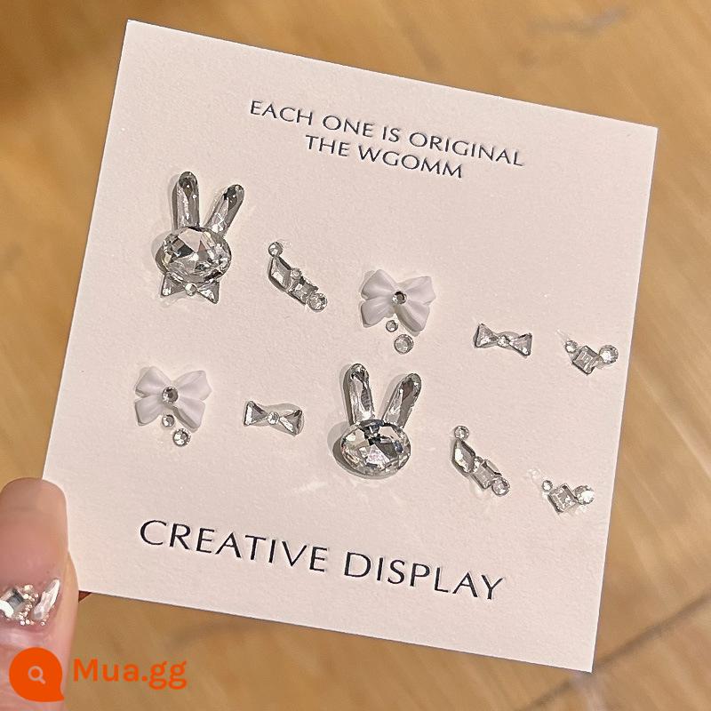 Máy khoan móng tay Super Flash Rabbit Drill Net Máy khoan đáy nhọn màu đỏ Phong cách bùng nổ Nail Art Trang sức Trái tim Trái tim vẹo Trái tim Đáy phẳng Gói vật liệu kim cương - Hộp kho báu thỏ bán chạy (YH315-29)