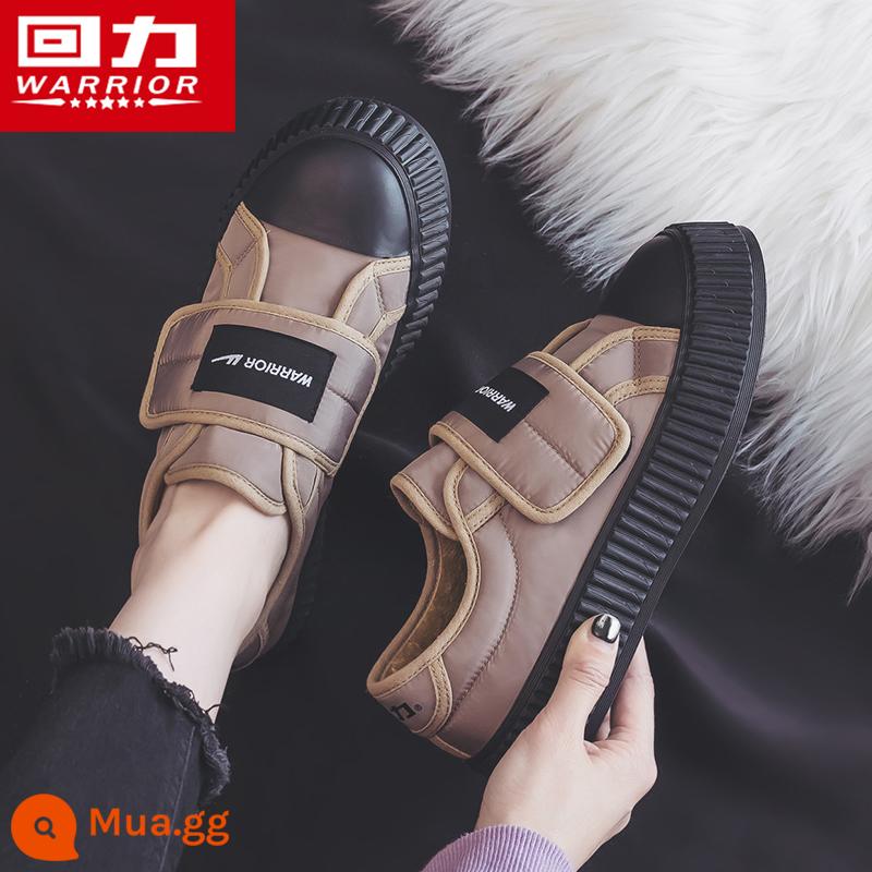 Kéo lại hai giày cotton giày nữ winter plus nhung 2022 giày bánh quy đế dày mới bên ngoài mang giày đế bánh mì Velcro - Khaki