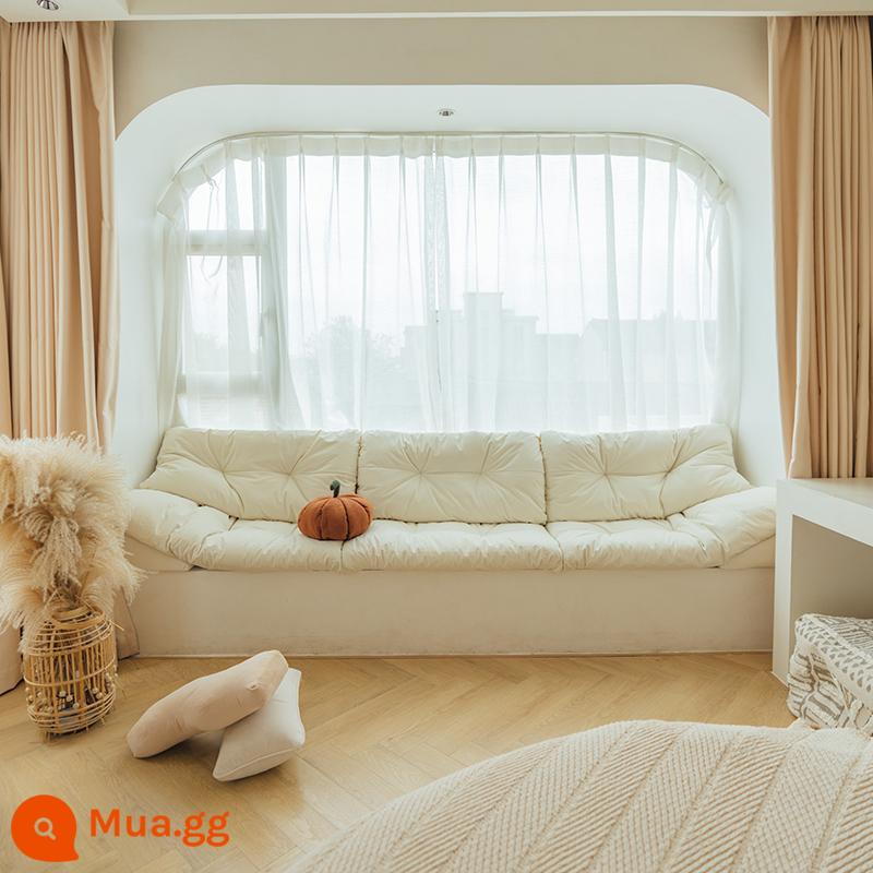 Yunduo Bay Sofa Cửa Sổ Tùy Chỉnh Ánh Sáng Mới Sang Trọng Bay Đệm Cửa Sổ Đệm Bệ Cửa Sổ Tùy Chỉnh Internet Người Nổi Tiếng Đệm Ban Công - Mẫu sofa mây-màu trắng kem