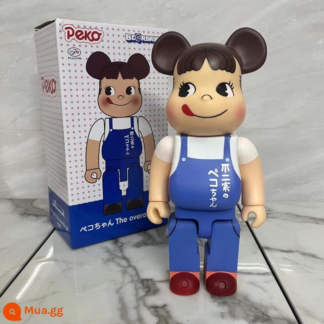 Bearbrick lưới đỏ bạo lực gấu búp bê trang trí phòng khách xây dựng mô hình khối búp bê gấu dâu tây gấu mù hộp quà tặng - bạc