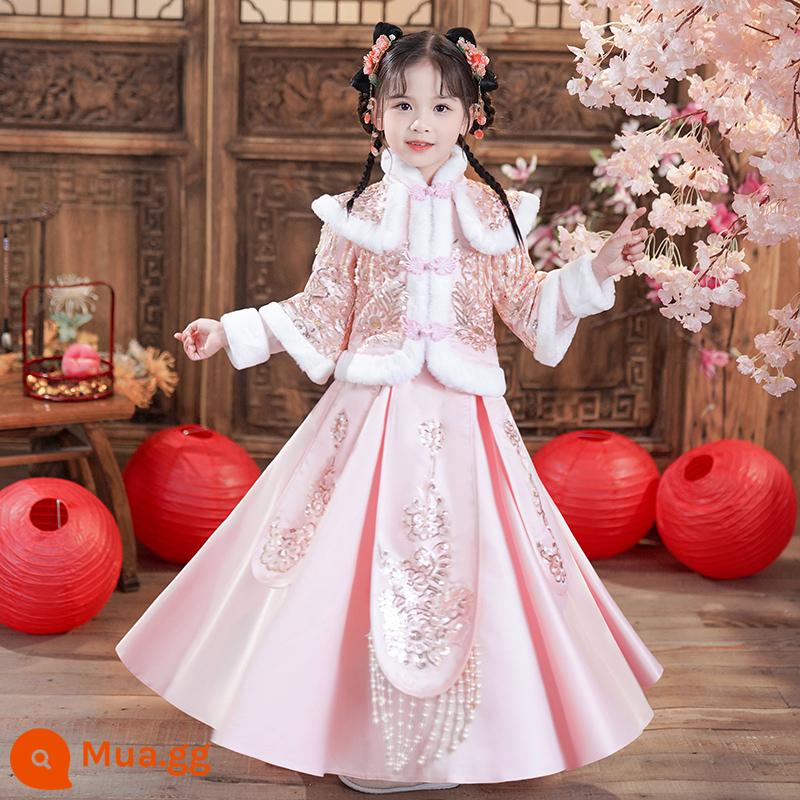 Quần áo mùa đông cho bé gái Hanfu Quần áo đêm giao thừa cho bé gái cộng với nhung Phong cách Trung Quốc Tết Nguyên đán Đường Bộ đồ mùa đông Váy mùa đông Trang phục năm mới của trẻ em - Lông hồng (áo lót bông + váy nhung) + kẹp tóc tua rua