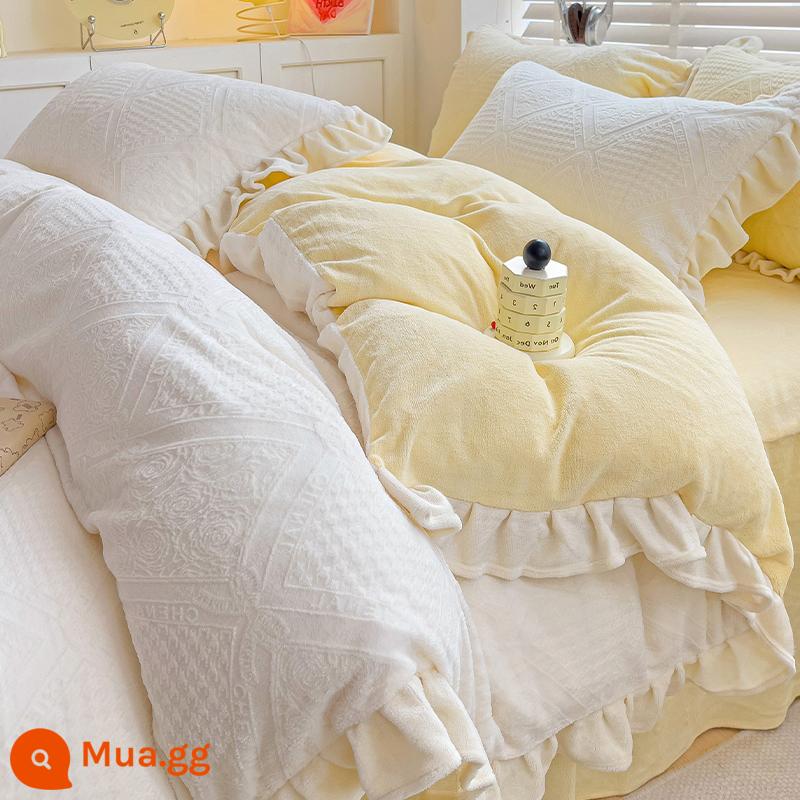 Bed Bed váy sữa Velvet Bốn bộ mền nhung san hô đôi Falerlan cộng với nhung ba giường nhóm - R Velvet Caroline Trắng