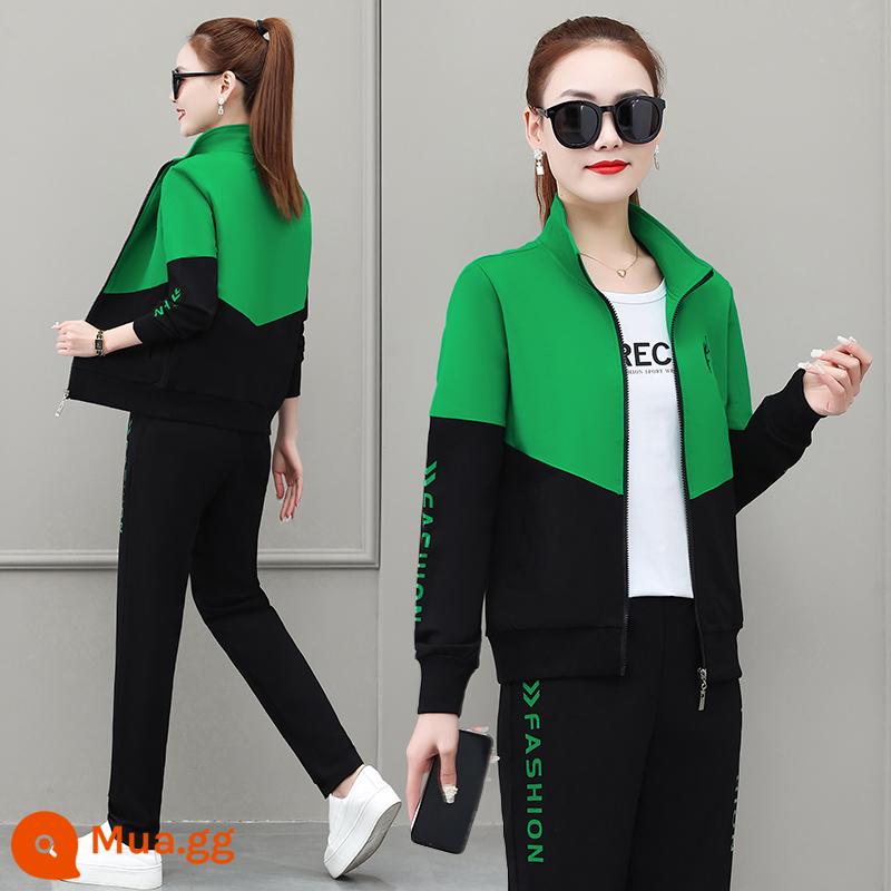 Bộ đồ thể thao nữ mùa xuân và mùa thu ba mảnh phù hợp với áo cardigan cổ đứng áo màu trắng thời trang chạy bộ thể thao - Bộ ba món xanh 6606