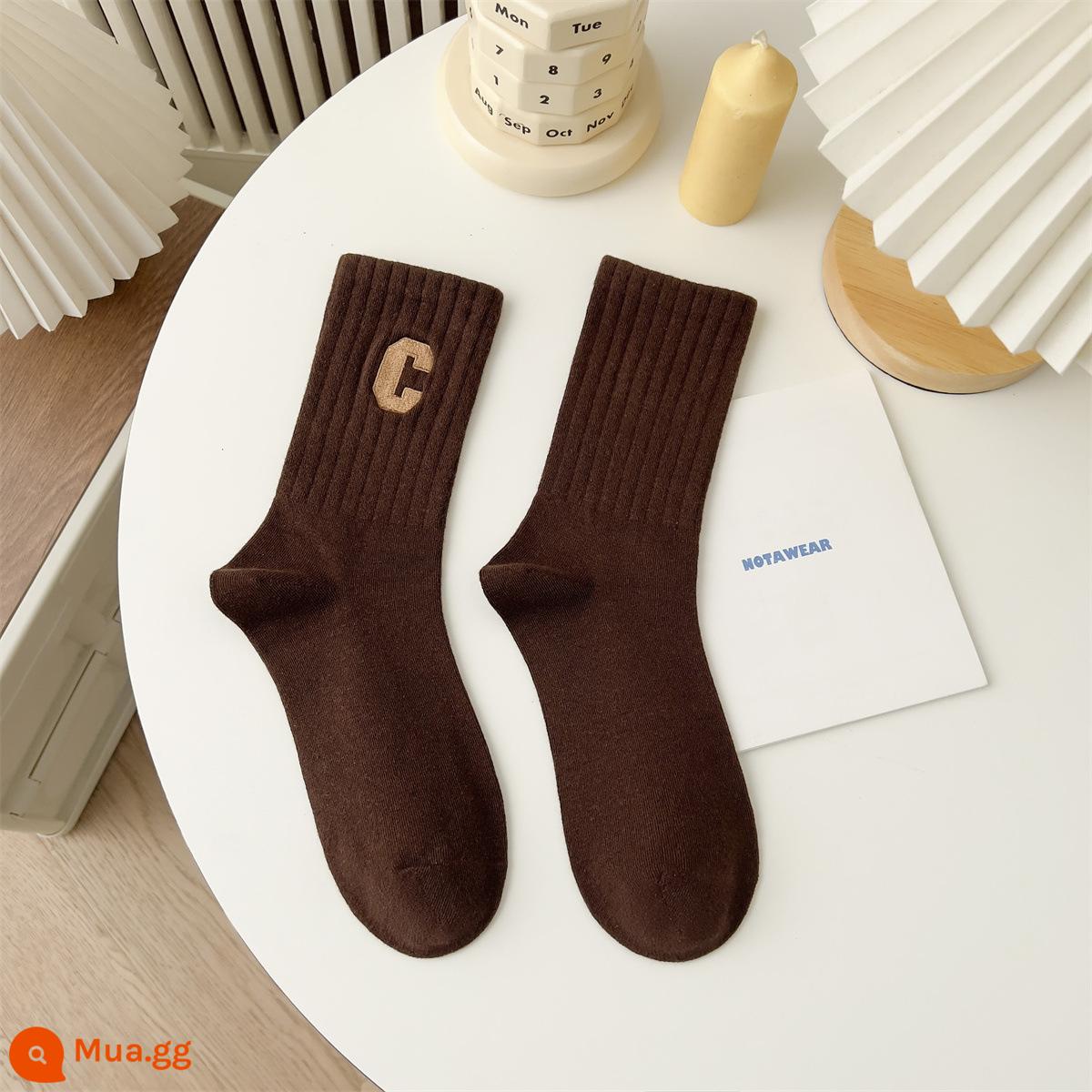 CrazySox Hàn Quốc Tất Nữ Cotton Chải Kỹ Thêu Chữ Big C Đại Học Gió Thể Thao Ins Tất - Nâu sâm