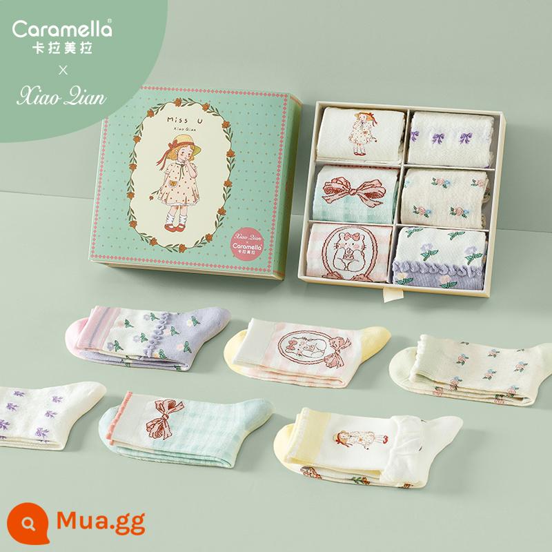 Caramella chung hộp quà vớ nữ ống vừa và ngắn cotton nguyên chất áo khoác ngoài dễ thương mùa xuân vớ cotton ống vừa mùa xuân và mùa thu - Nghệ sĩ Tiểu Thiên