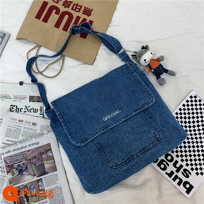 Túi xiên giản dị dành cho nam thương hiệu hợp thời trang vải denim Nhật Bản phong cách đường phố Hồng Kông xu hướng sinh viên túi đeo vai retro ins nữ - Xanh nhạt [Mặt dây chuyền cao bồi miễn phí]