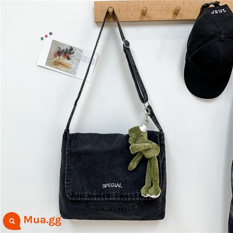 Túi xiên giản dị dành cho nam thương hiệu hợp thời trang vải denim Nhật Bản phong cách đường phố Hồng Kông xu hướng sinh viên túi đeo vai retro ins nữ - Đen [gửi mặt dây chuyền con ếch]