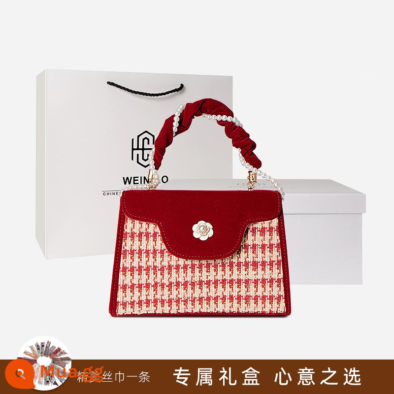 [Houndstooth Love] Túi cưới nhung đỏ cổ điển đeo chéo túi vuông nhỏ di động cao cấp túi cô dâu Năm mới - Bộ hộp quà kèm khăn + túi quà