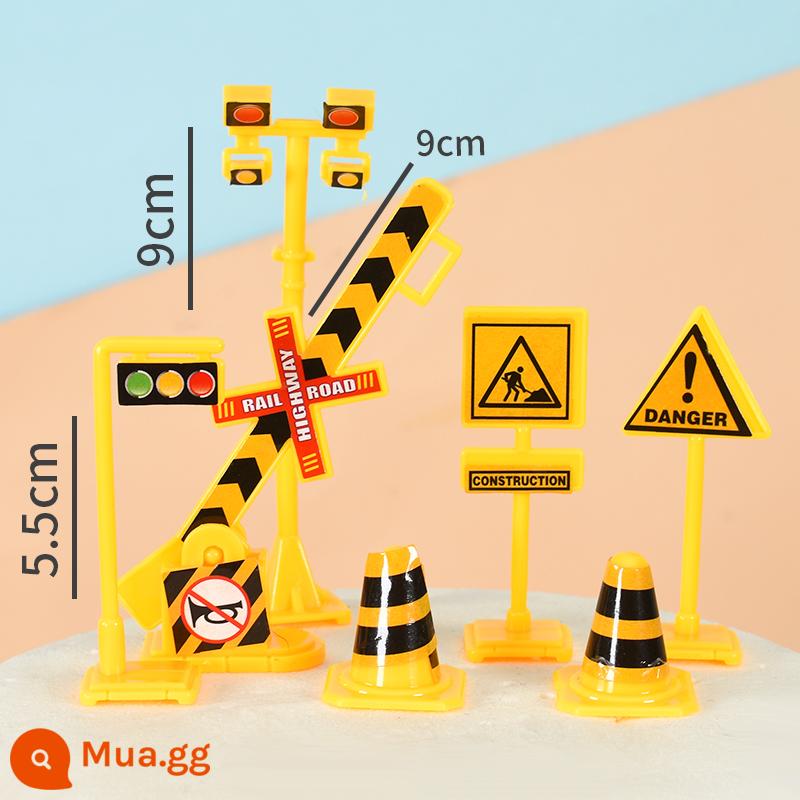 Máy xúc Trang trí bánh Máy xúc Máy ủi Sinh nhật cậu bé Kỹ thuật Xe Roadblock Plug-in Đào Monster Hand Ornament - Biển báo đường màu tím đậm Bộ 7 món 5 gói