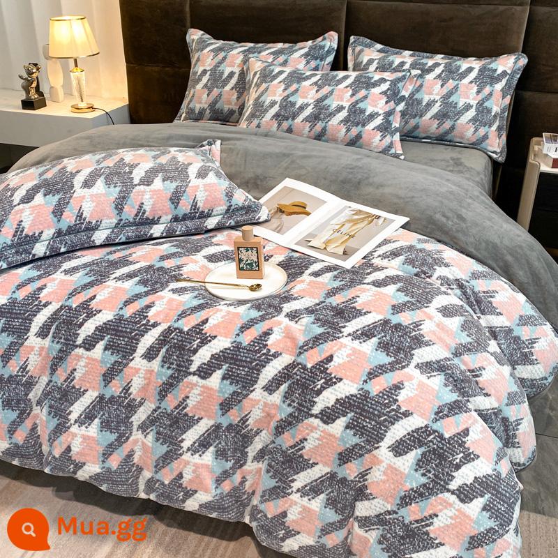 Sữa Velvet bốn tấm san hô dày tấm nhung đôi được đặt bằng nhung nhung quilts ferlalanine Velvet cung cấp vào mùa đông - chút may mắn