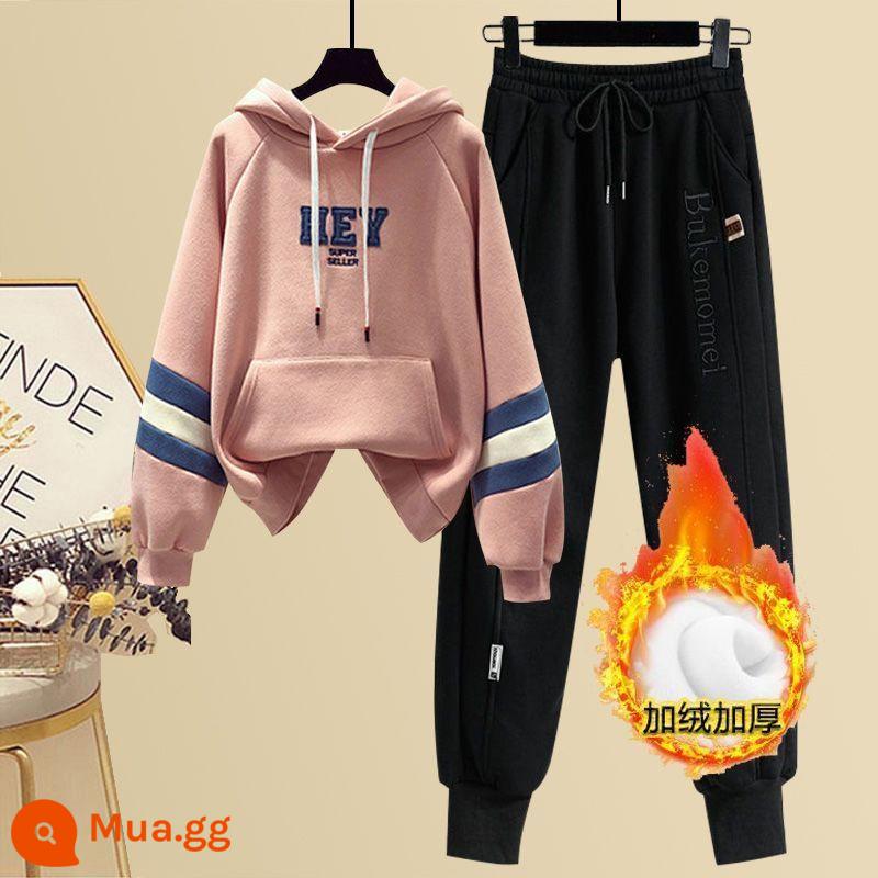 Cộng với -Thicker Suite Phụ nữ thêu áo trùm đầu 2022 Phiên bản Hàn Quốc của Loose Bouquet Mouth Miệng Tide Casual Tide - Quần đen + áo hồng (bộ đồ)