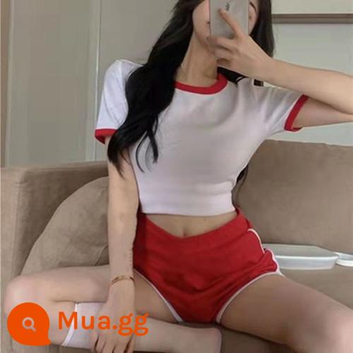 Mùa hè mới thời trang ngắn tay quần short phù hợp với học sinh thể thao phù hợp với rốn thể dục yoga giản dị hai mảnh Hàn Quốc - Cổ tròn lớn tay ngắn màu trắng viền đỏ + quần short đỏ