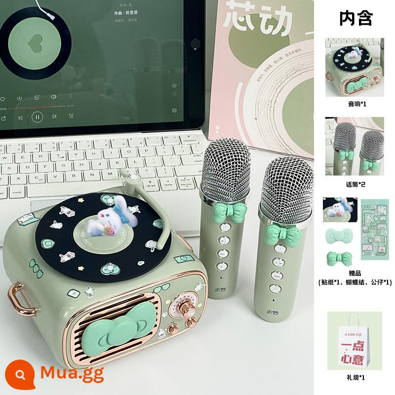 Đồng hồ báo thức ghi âm vinyl âm thanh cổ điển Đồng hồ báo thức Bluetooth micro karaoke không dây tại nhà làm quà tặng sinh nhật cho người bạn thân nhất của bạn - Jade Gui Dog [Phiên bản Clear Sky Green★Double Wheat] Búp bê + Nhãn dán + Nơ + Túi quà