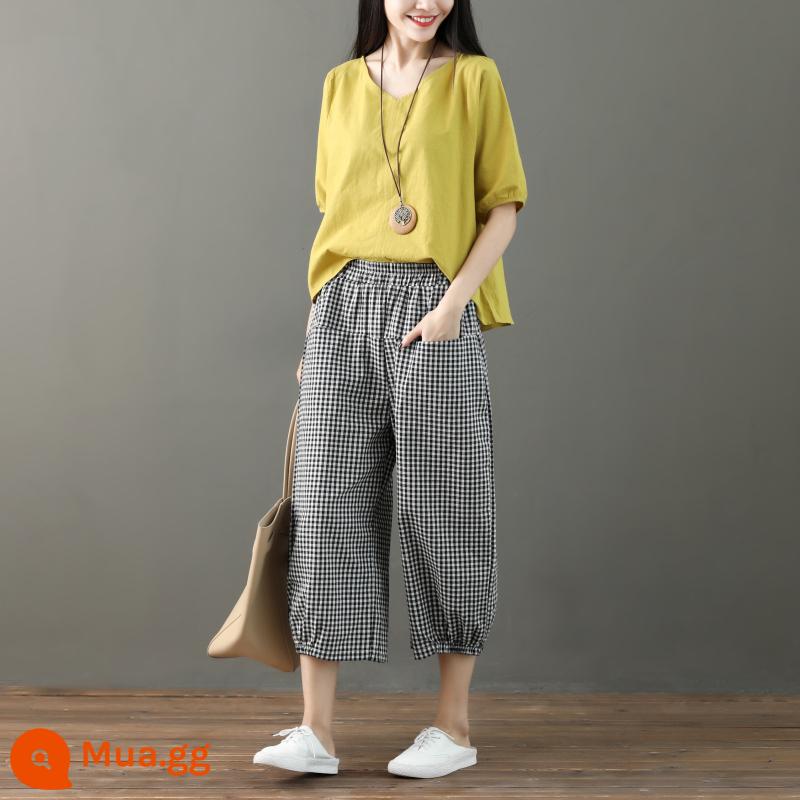 Bộ đồ cotton và vải lanh thời trang dành cho nữ mùa hè văn học nghệ thuật mới cỡ lớn mỏng và nhỏ Bộ đồ hai mảnh bằng vải lanh thông thường kiểu phương Tây mỏng - Quần vàng + kẻ sọc