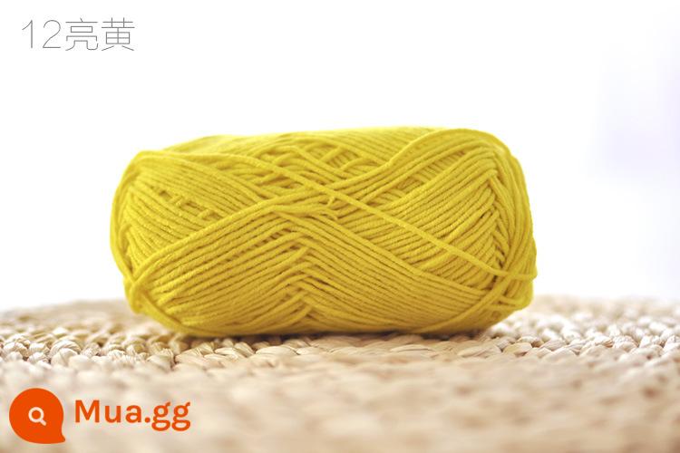 Xue Feier búp bê dễ thương 4 sợi sữa sợi cotton handmade DIY dệt kim móc búp bê sợi cotton bé len bóng bé - Màu vàng tươi 12