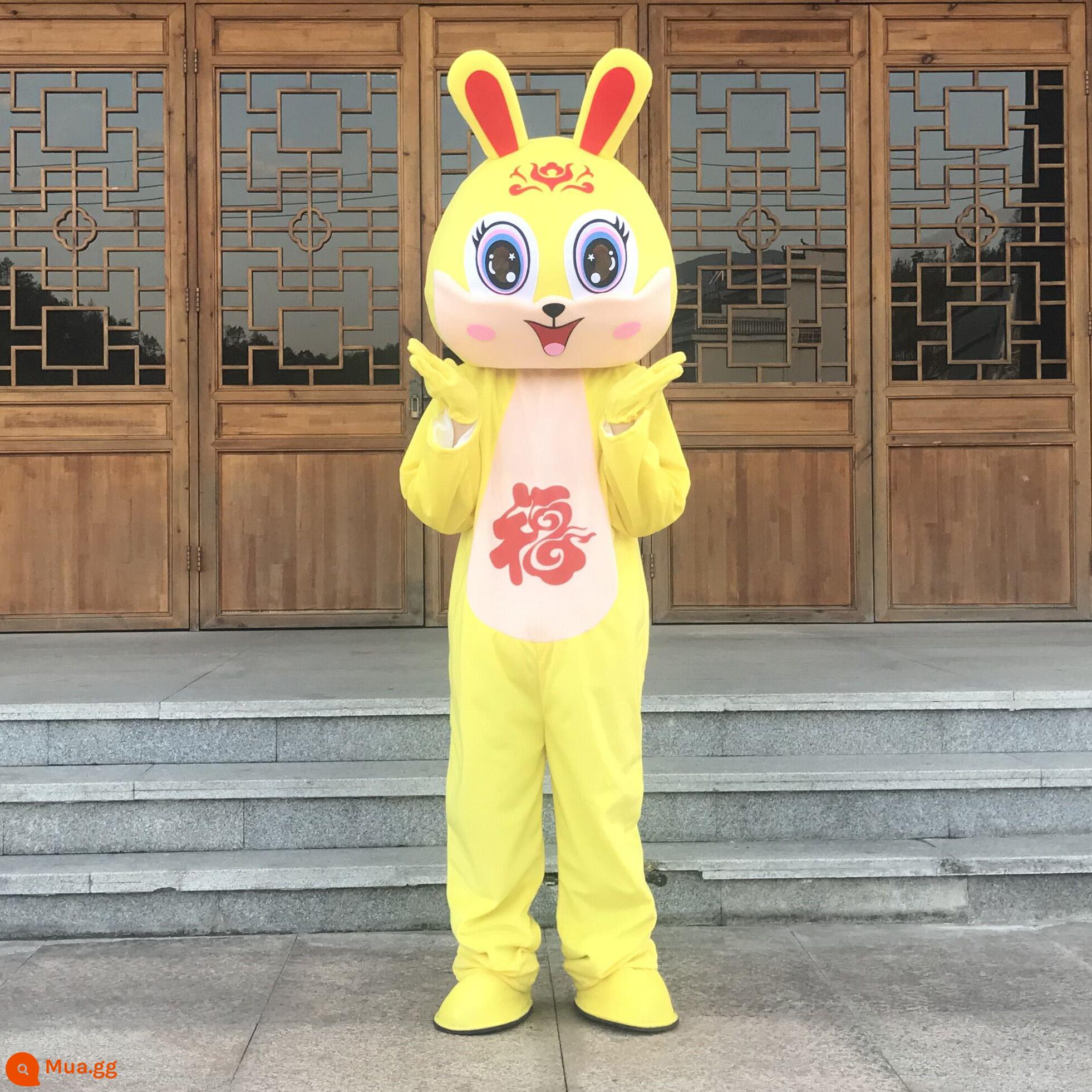 Năm của bộ quần áo múa rối phim hoạt hình thỏ Masro Mascot Hoạt động thủ đô năm mới Thần năm mới Thỏ tùy chỉnh Đạo cụ quần áo Doll - Thỏ hạnh phúc