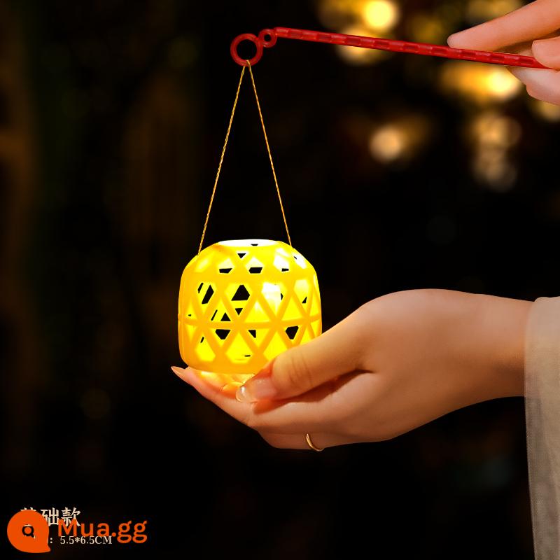 2023 Mới Trung Thu Trẻ Em Tre Dệt Di Động Đèn Lồng Cổ Handmade DIY Thỏ Đèn Lồng Gian Hàng Treo Trang Trí - Trang trí đơn giản [PVC chống thấm nâng cấp]