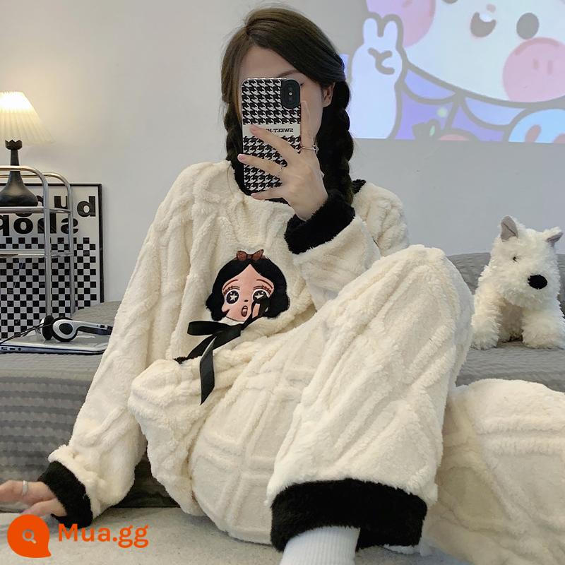 Bộ đồ ngủ mùa đông nữ lông cừu san hô dày cộng với nhung dài tay dễ thương vải flannel lỏng lẻo phù hợp với dịch vụ gia đình có thể được mặc bên ngoài - Y3024