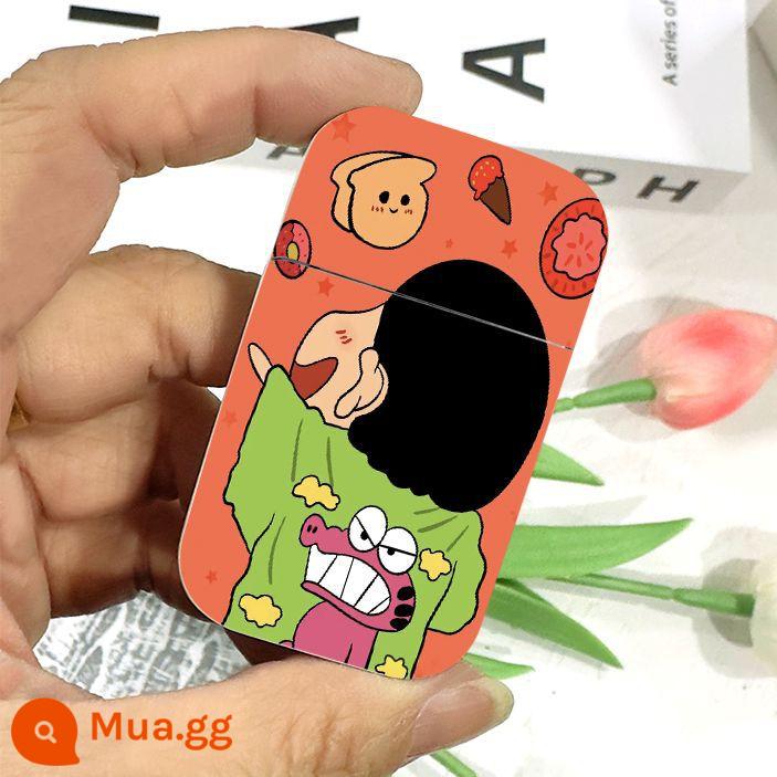 Crayon Shin-chan Bật lửa chống gió ngọn lửa màu hồng Dễ thương và sáng tạo Quà tặng cặp đôi cá tính cho bạn trai và cô gái - Feixiang Xiaoxin [Hộp quà]