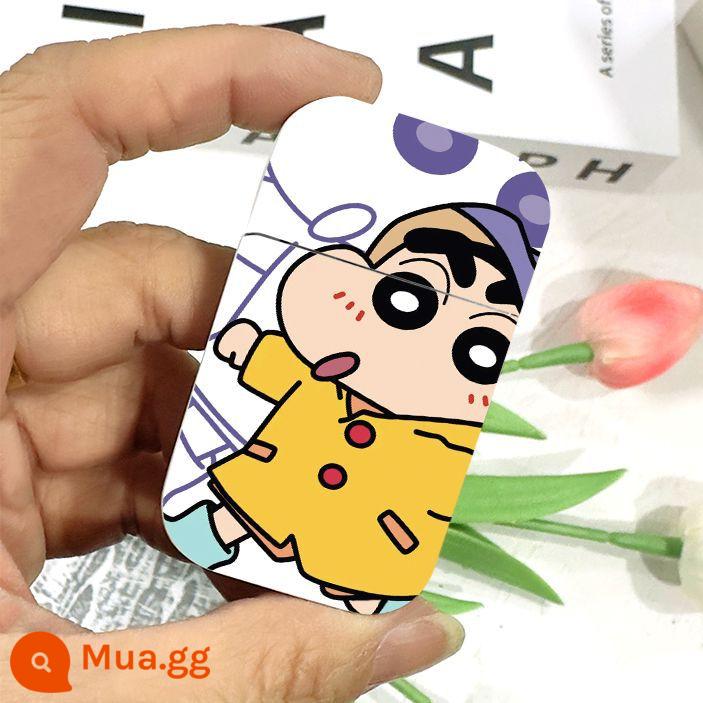 Crayon Shin-chan Bật lửa chống gió ngọn lửa màu hồng Dễ thương và sáng tạo Quà tặng cặp đôi cá tính cho bạn trai và cô gái - Áo mưa Xiaoxin [Hộp quà]