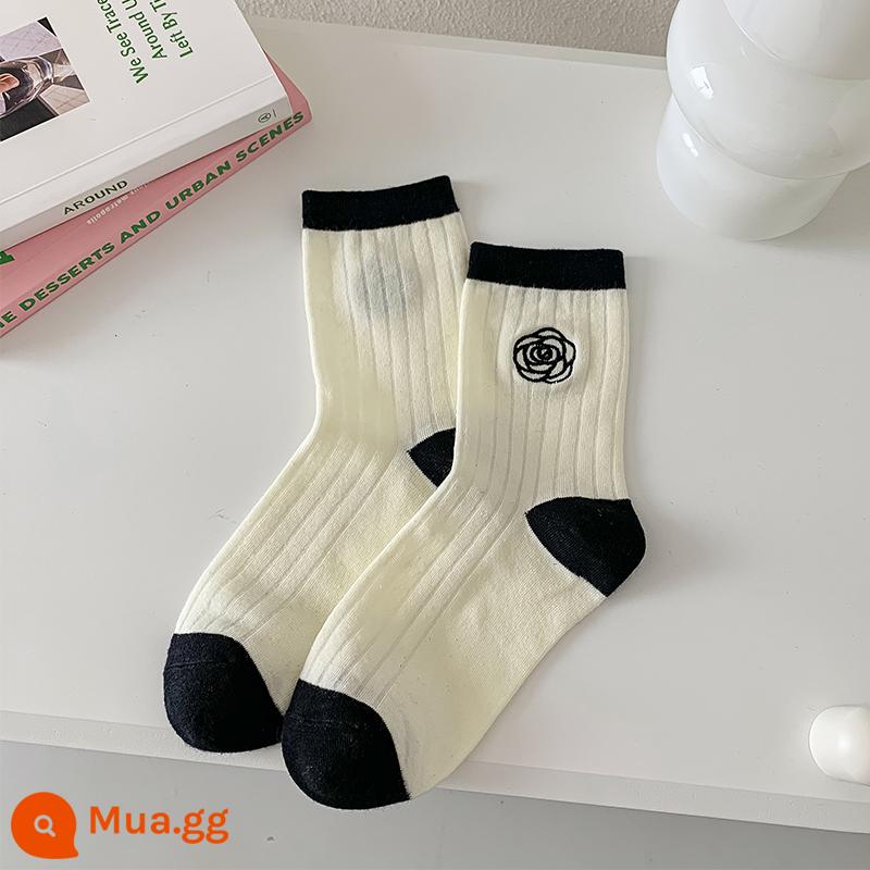 [2 đôi] phối màu theo phong cách thêu hoa trà đen trắng Chất liệu cotton chải kỹ ~ thời trang và thoải mái - [1 cặp] Trắng