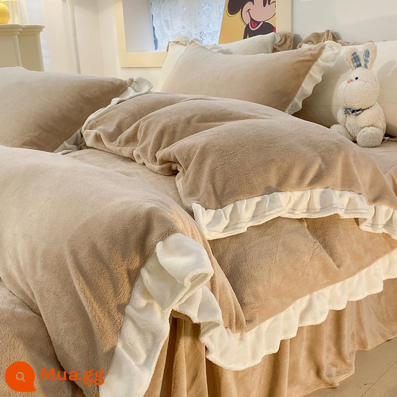 Bed Bed váy sữa Velvet Bốn bộ mền nhung san hô đôi Falerlan cộng với nhung ba giường nhóm - Cuộc gặp gỡ đầu tiên với R-Mika