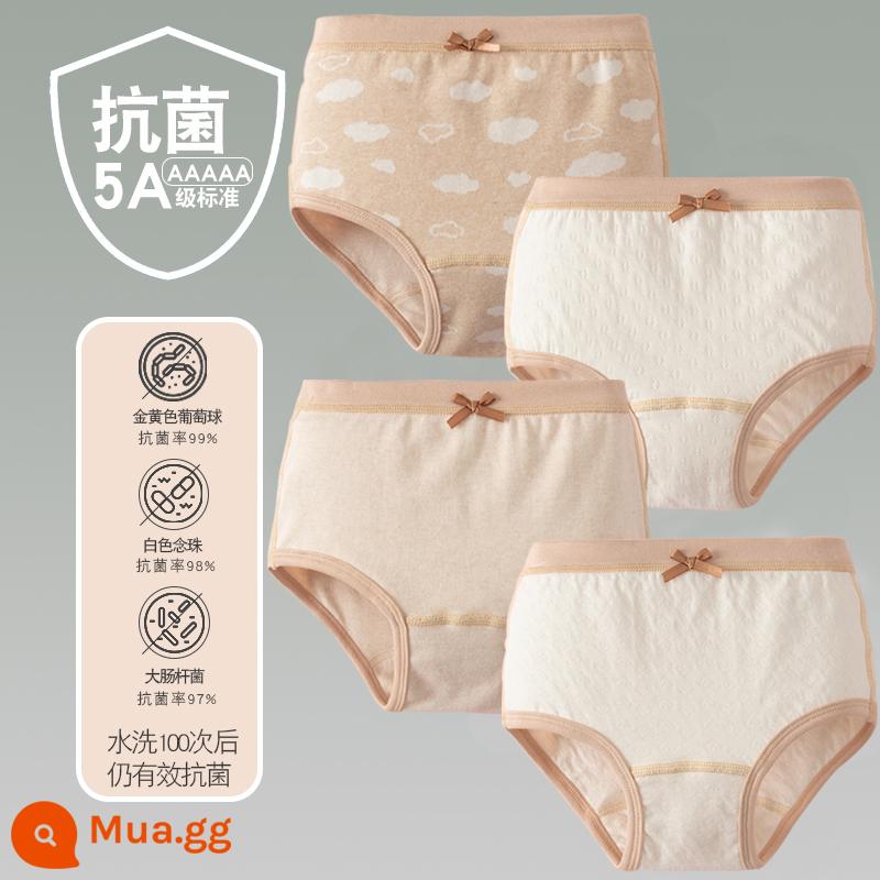 Quần lót trẻ em cotton bé gái quần lót boxer quần trẻ em tam giác trẻ em 2-18 tuổi cotton màu kháng khuẩn không dấu vết - 4 gói-Bốn Mùa Cô Gái Hình Tam Giác Màu Nâu Gấp Mây Yêu Màu Trắng