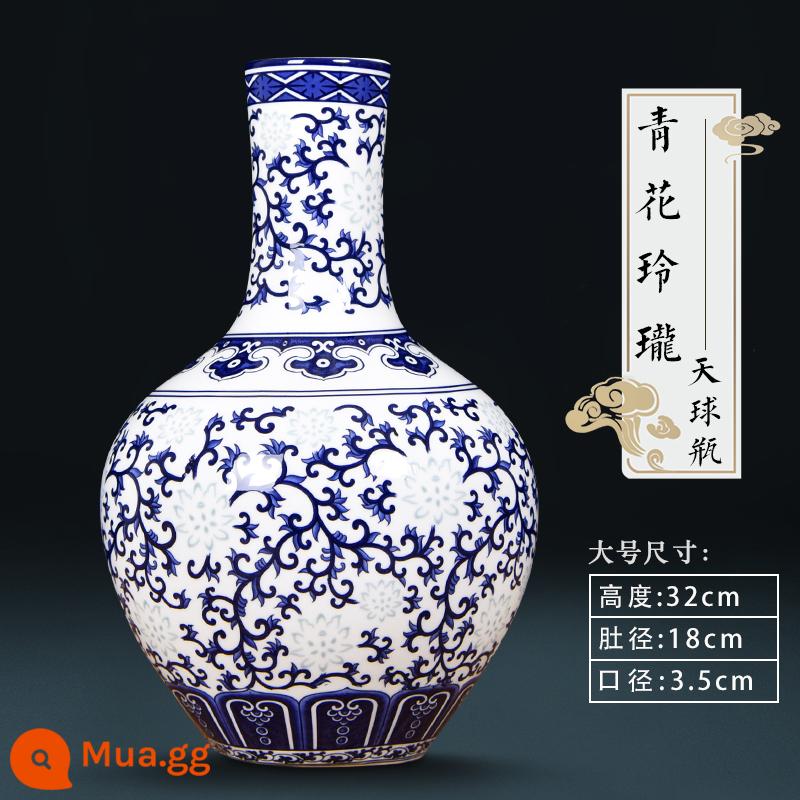 Vase Geramic Light Light sang trọng cao -sứ Jingdezhen màu xanh và trắng Đồ sứ Trung Quốc Trang trí trang trí trang trí trang trí trang trí trang trí trang trí trang trí trang trí - Bình thiên cầu lớn màu xanh trắng (có đế)