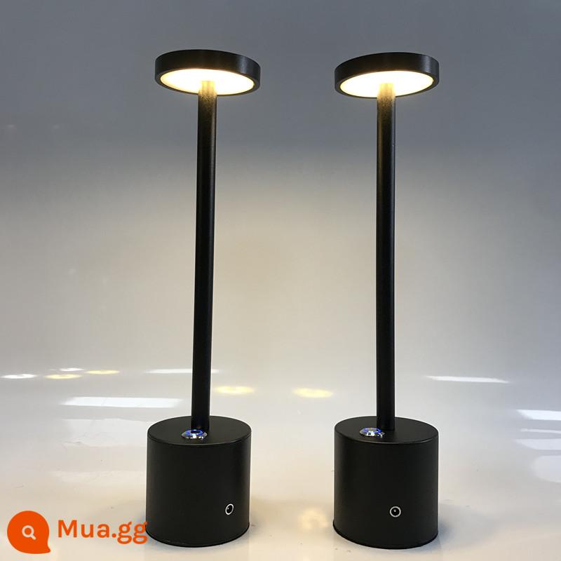 Đèn Led Sạc Thanh Đèn Bàn Cá Tính Sáng Tạo Cafe Phòng Ăn Thanh Rõ Ràng Dịch Vụ Đèn Ngủ Cảm Ứng Kim Loại Đèn Bàn - Mẫu đen vàng nhạt