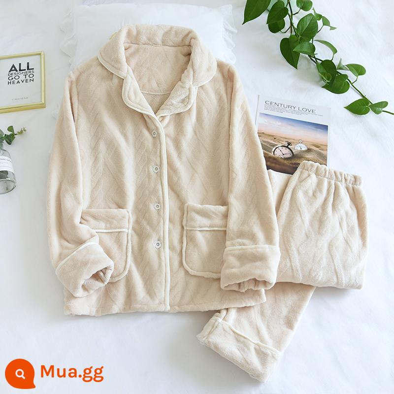 Cặp vợ chồng san hô nhung pyjamas phụ nữ mùa thu và mùa đông cộng với độ dày rộng lớn kích thước lớn, dịch vụ gia đình mặt bích ấm áp bộ đồ nam - Bộ đồ flannel răng trắng dập nổi màu trắng nhạt dành cho nữ LH