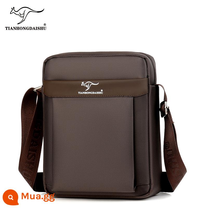 Shuai Tong Kangaroo Canvas Bag Túi vai nam lớn kinh doanh Oxford Vải qua túi đồ thông thường Túi nhỏ Backpack xiên vai - kèn nâu