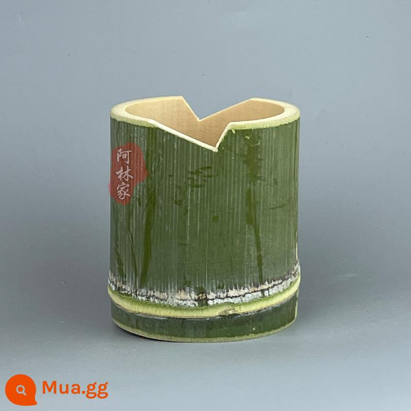 Hũ phanh làm hoa nhung, cắt hoa nhung, ống tre có khe hở, lọ kéo tùy chỉnh, handmade không sơn - Đường kính ngoài của bình phanh cao khoảng 9 cm và cao 10 cm, có một khe hở nhỏ.