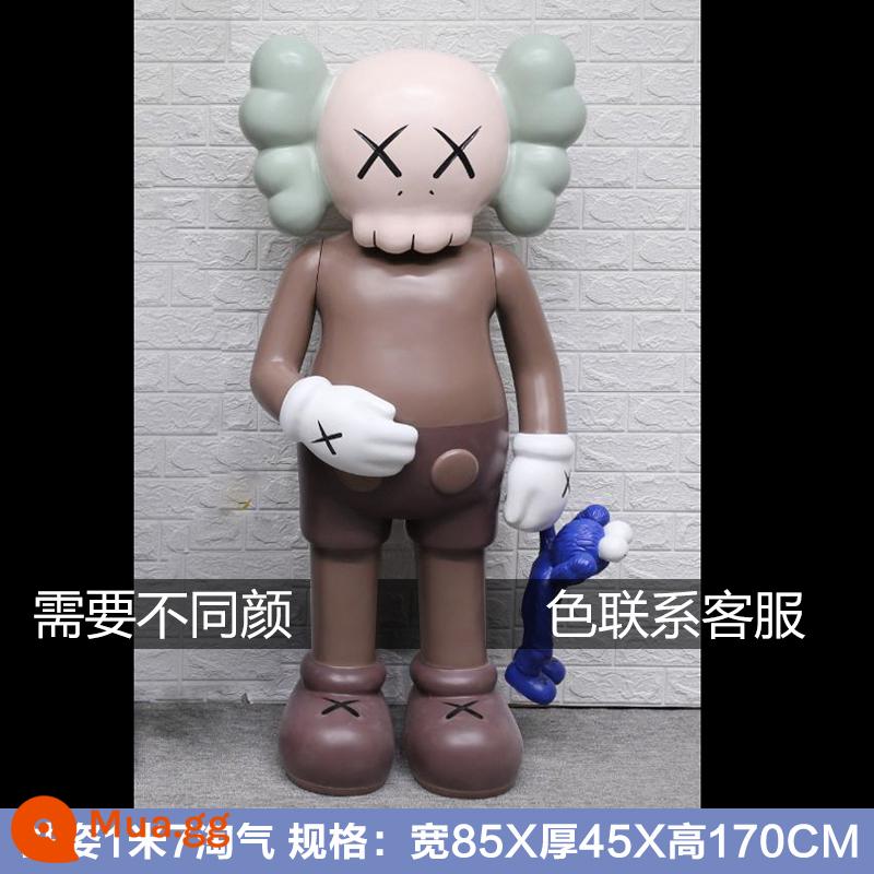 kaws trang trí lớn tác phẩm điêu khắc Sesame Street búp bê bạo lực gấu net màu đỏ cửa hàng phòng khách đổ bộ thủy triều chơi thẻ đục lỗ lớn ảnh - Maroon cao 1,7 mét nghịch ngợm