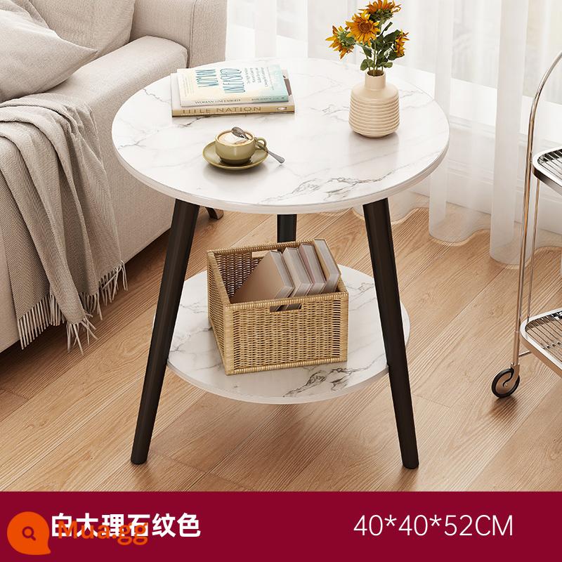 Bàn cà phê phòng khách sofa nhà bàn phụ đơn giản hiện đại đơn giản bàn nhỏ lưới đỏ ban công bàn trà phòng ngủ bàn cạnh giường ngủ - Màu đá cẩm thạch trắng + chân đen 40 * 40 * 52CM [chân gỗ nguyên khối hai lớp]