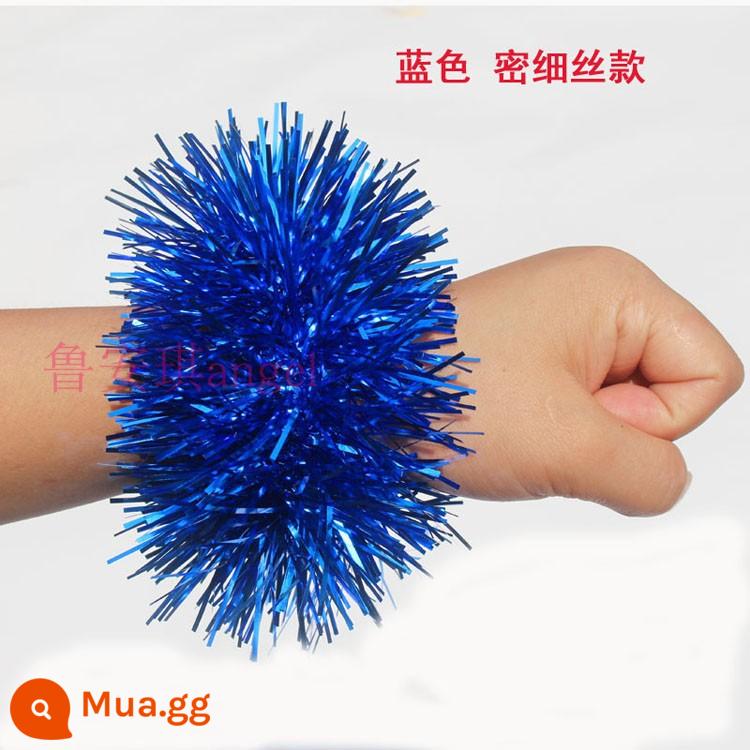 Mẫu giáo khiêu vũ hoa cổ tay 61 Ngày thiếu nhi thể hiện tay sequin hoa thể thao cuộc họp đạo cụ chuông vòng tay - Phong cách lụa dày đặc màu xanh