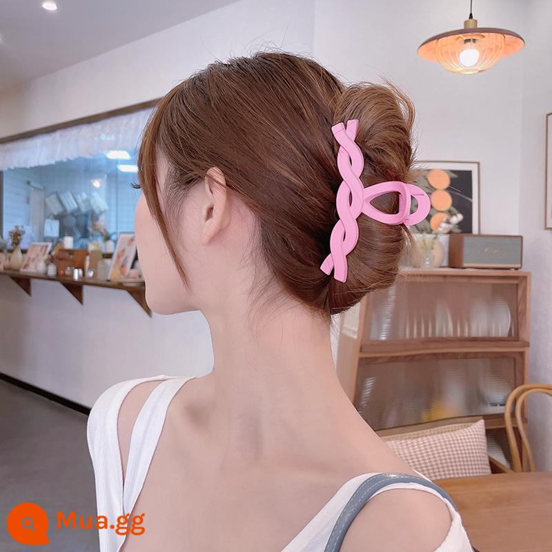 Clip nữ mùa hè lưng lớn kẹp đầu kẹp tóc tắm mùa hè kẹp cá mập tính khí mũ kẹp tóc - bột đậu