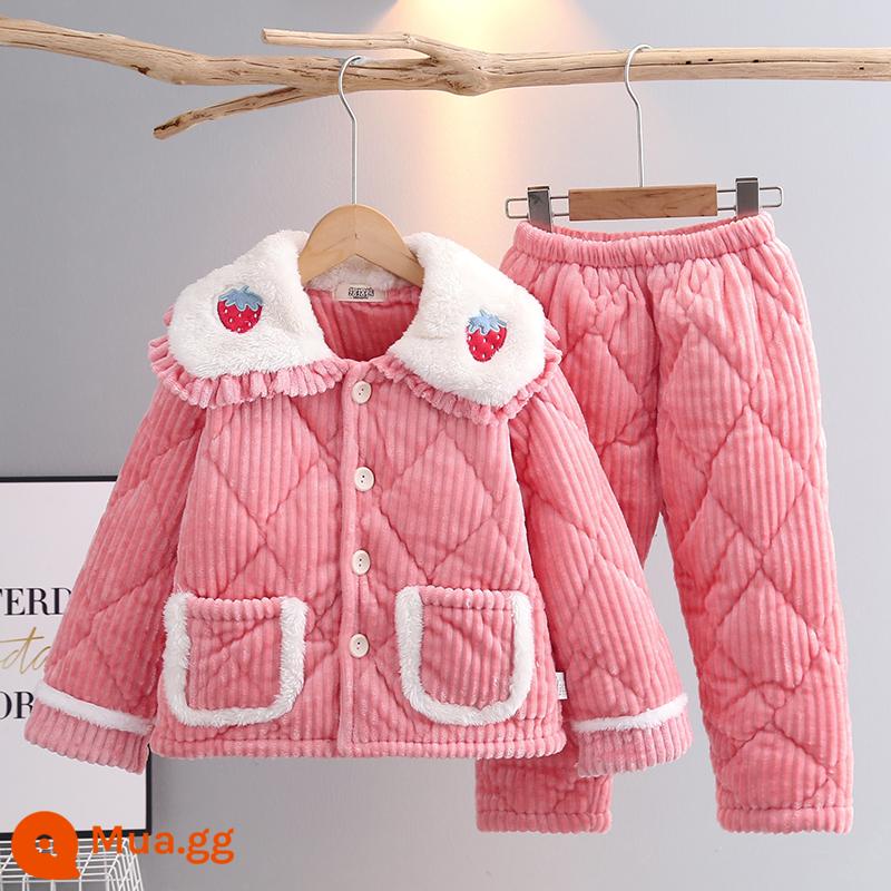 Bộ đồ ngủ trẻ em mùa thu và mùa đông cộng với nhung ba lớp chần bông cho bé gái Bộ đồ flannel dày lông cừu san hô quần áo mặc ở nhà cho trẻ lớn - Đường viền cổ áo màu hồng đậm dâu tây